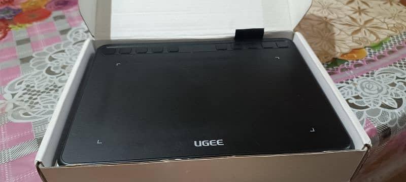 UGEE S640 PEN TABLET (GRAPHIC TABLET) 4