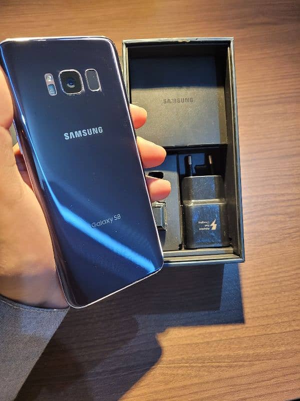 samsung s8 with box 5