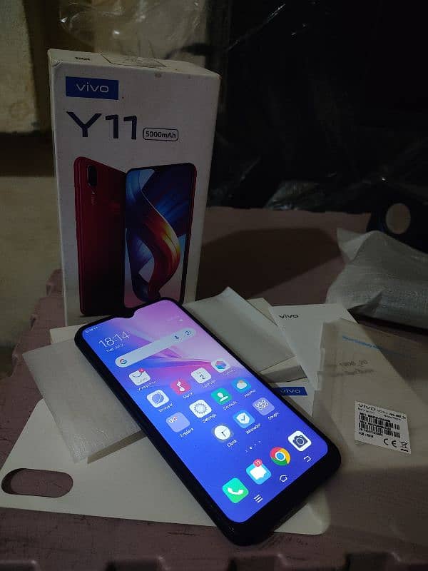 vivo y11 3/32 8