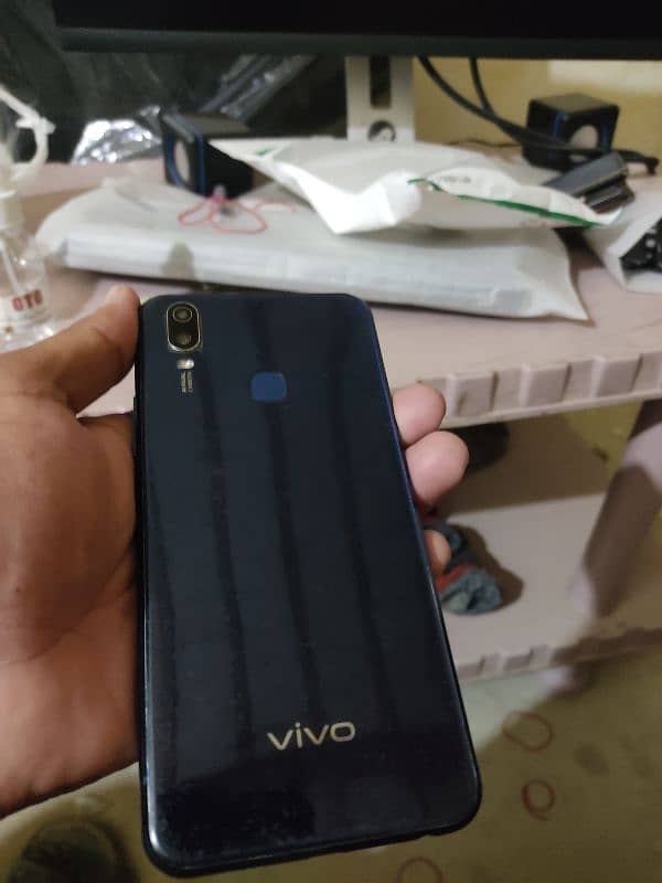 vivo y11 3/32 11