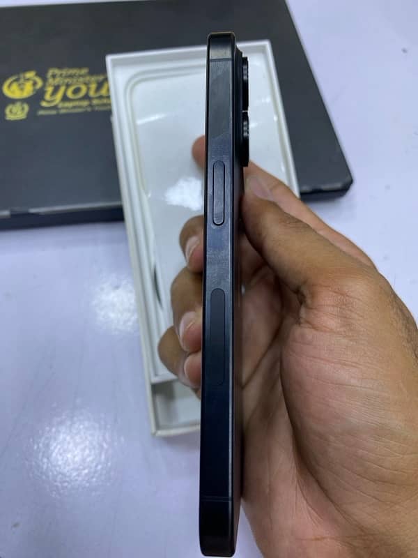 iphone 15 pro JV 128gb 100 battery July tk warrenty ha 1