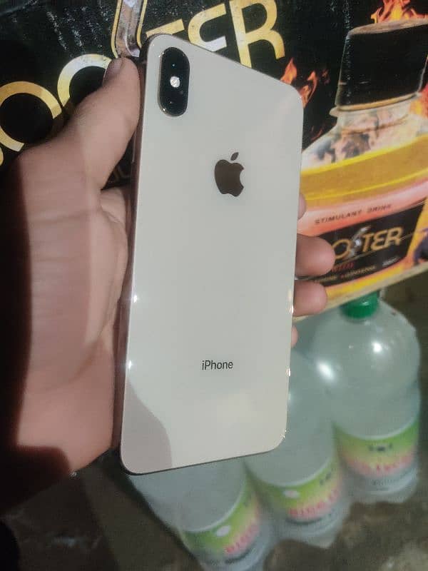 iphone xs max 1