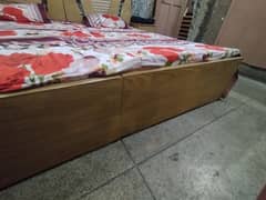 02 Single Bed with Side Table and Matres