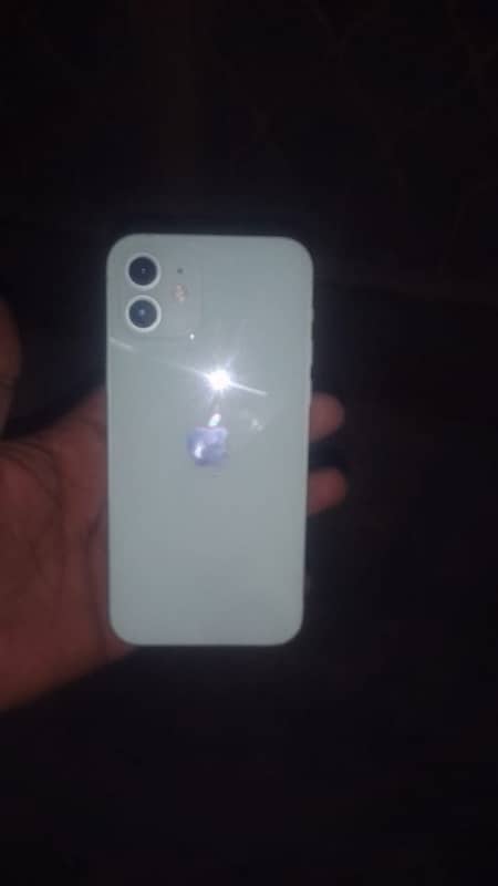 iphone 12 condition 10/10 batter healt 79 really good complete box 2