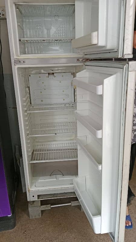 refrigerator for sale 3