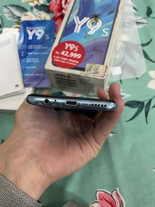 Huawei y9s 6/128 4