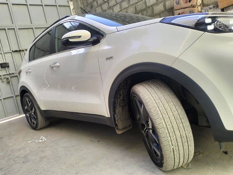 KIA Sportage AWD 2023 1