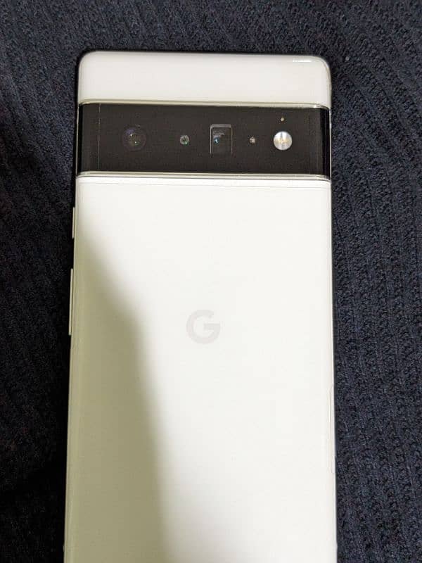 Google pixel 6 Pro 12/128 with lush Condition. 5