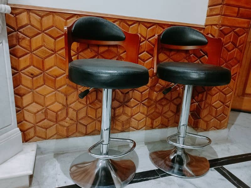 imported stools 1