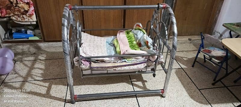 IRon Swing Bed for Born Baby 0