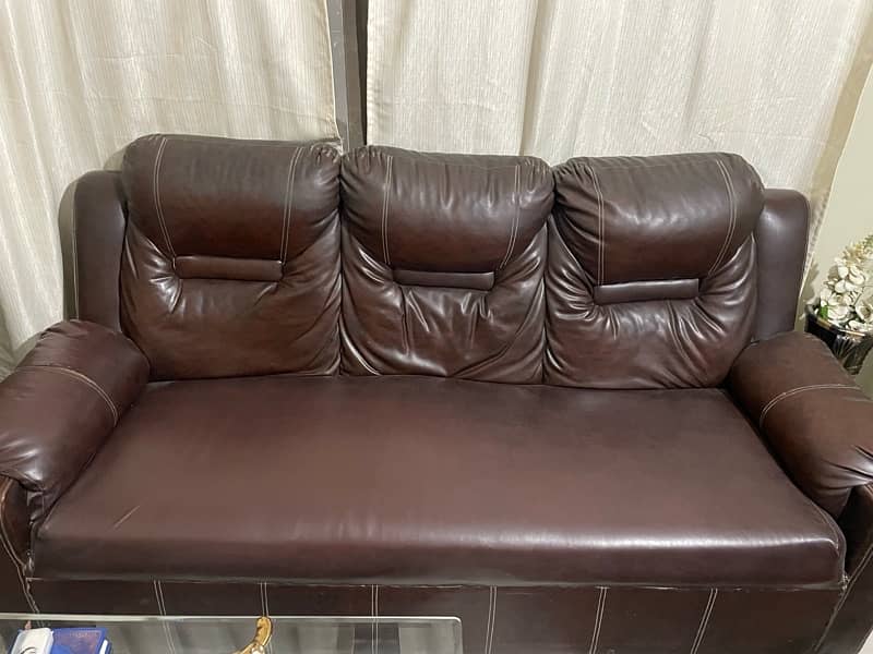 leather sofa 0