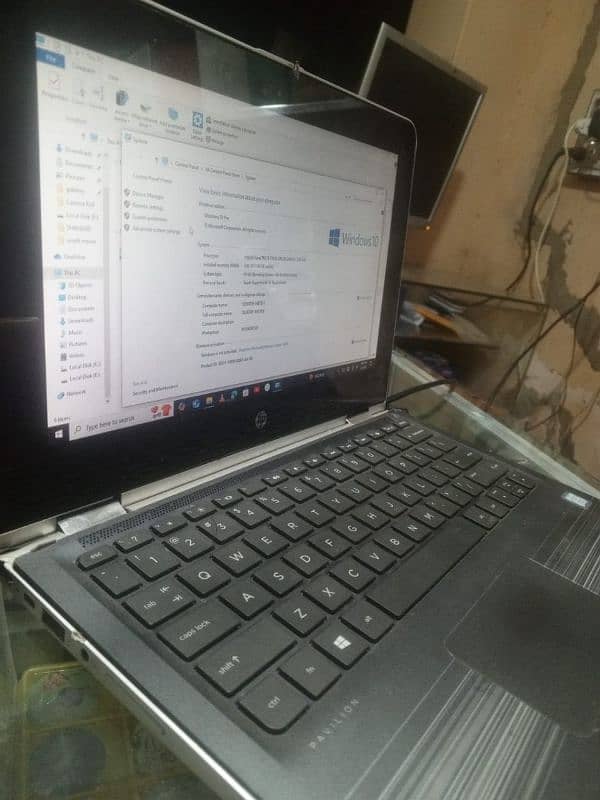 laptop touch screen Ssd 256 or 4gb ram 1