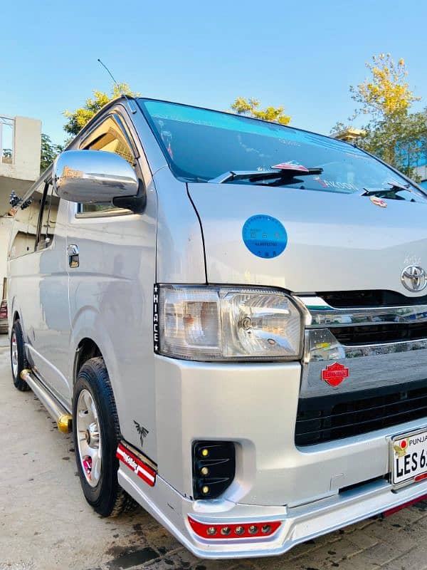 Toyota hiace 200 12/15 2