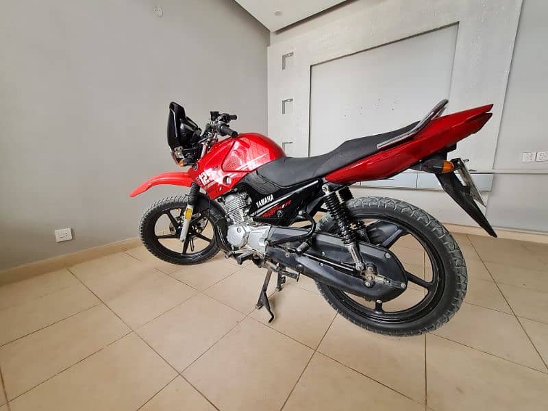 yamaha ybr125g 2023 3