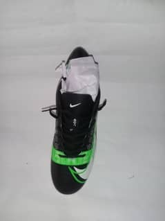 Football shoes /gripper shoea