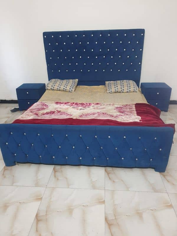 Cushioned bed Set 0