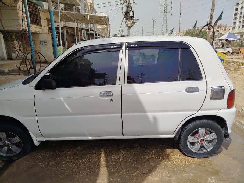 Daihatsu Cuore 2007 10