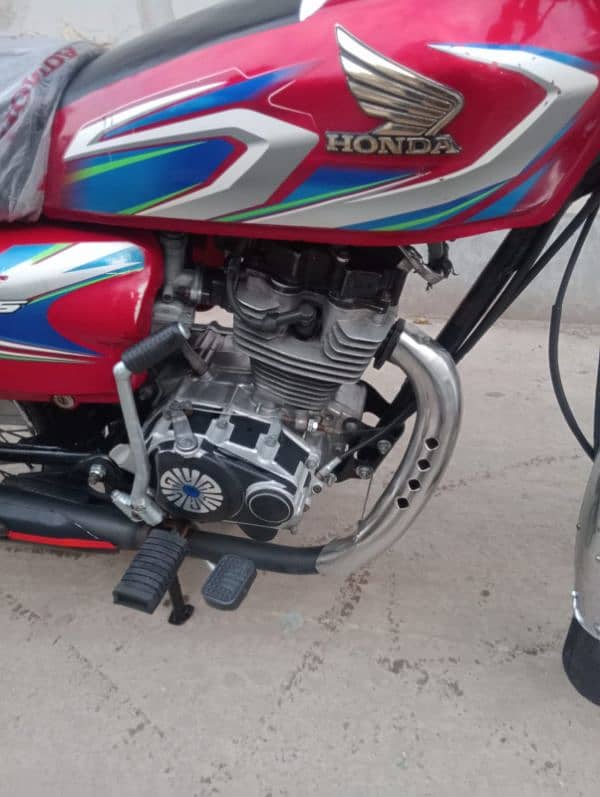 Honda CG125 new condition urgent sale 2