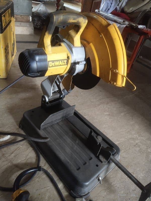 Whatsapp only 03351776051 big Grinder and Cutter orignal dewalt ka 1