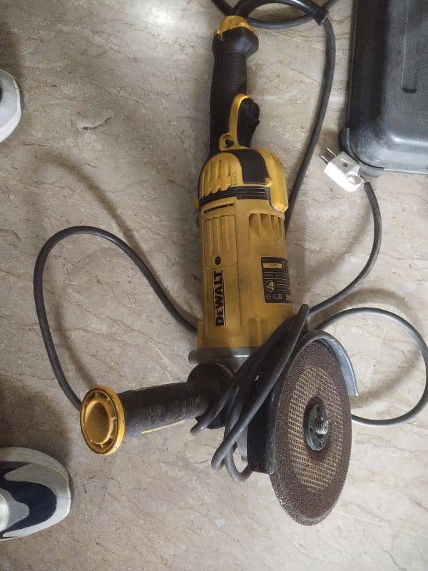 Whatsapp only 03351776051 big Grinder and Cutter orignal dewalt ka 2