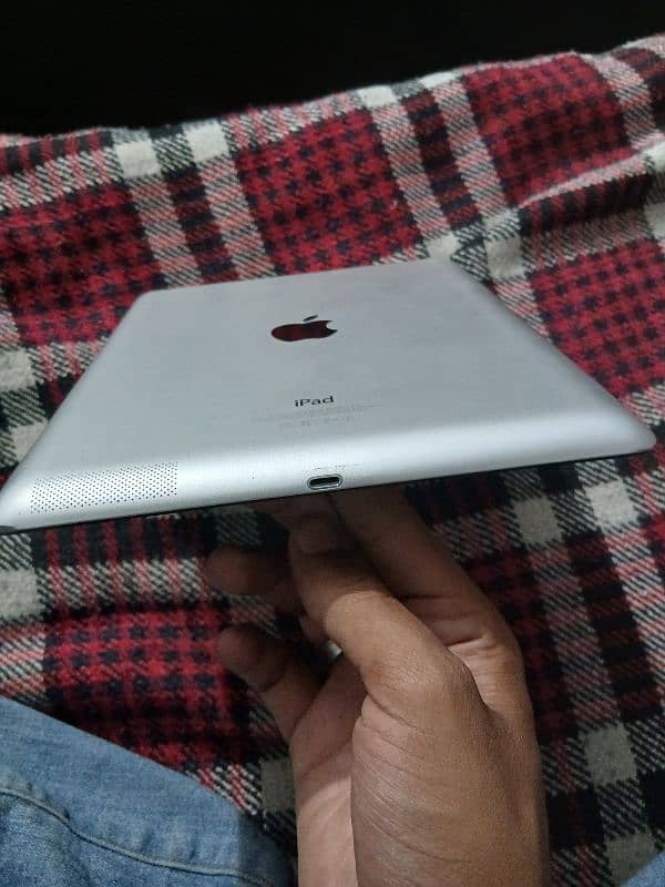 iPad 4 4