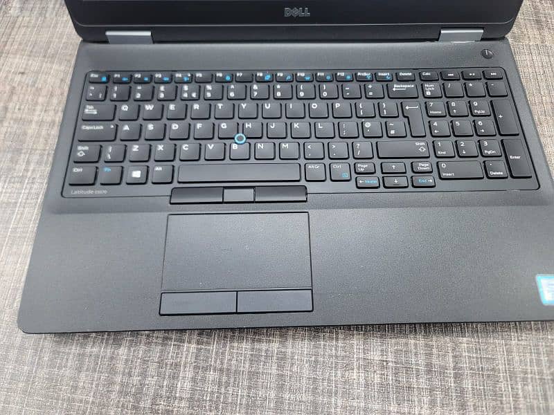 Dell 5570 2