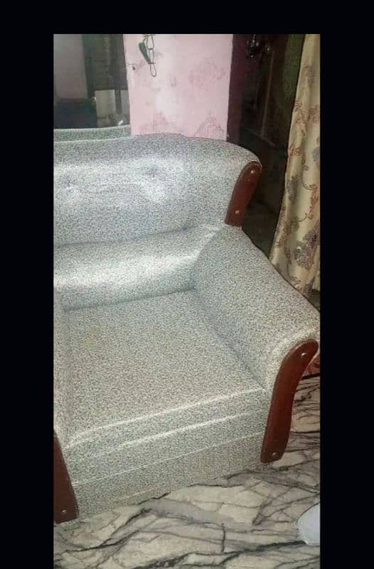 Sofa Set 5 Seater 2