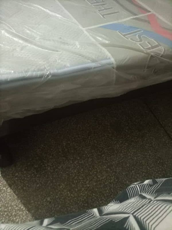 Medicated mattress for sale-king size,5 inches 0