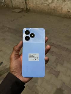 Realme note 50