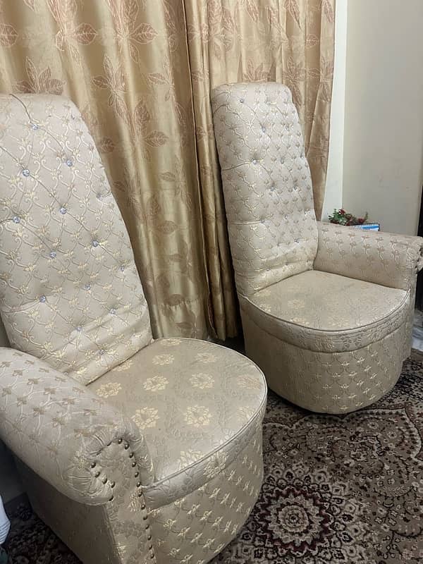 sofa for sell with table 0