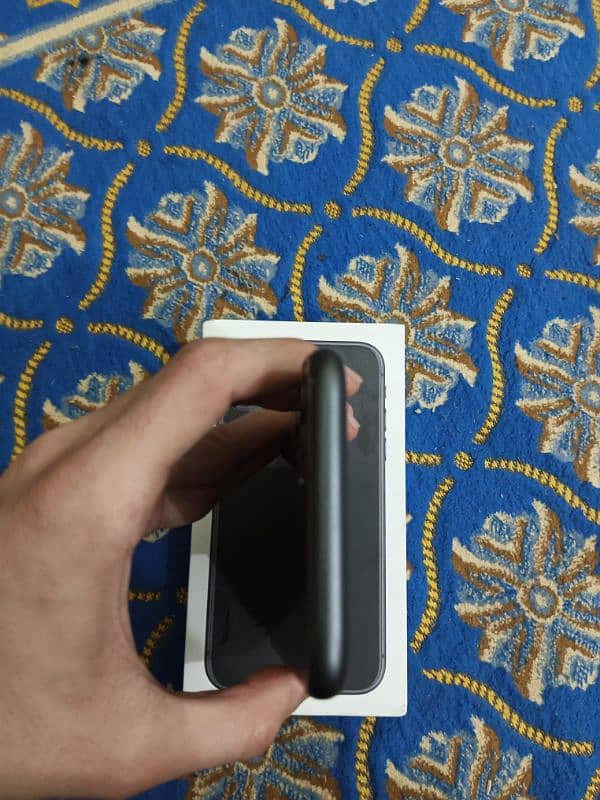 IPHONE 11 JV 64GB 11