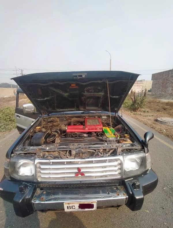 Urgent sale Mitsubishi Pajero Intercooler 2.8 6