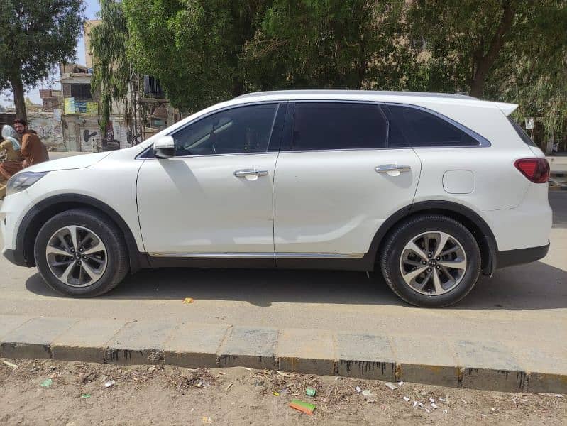 KIA Sorento 2023 urgent sale 2