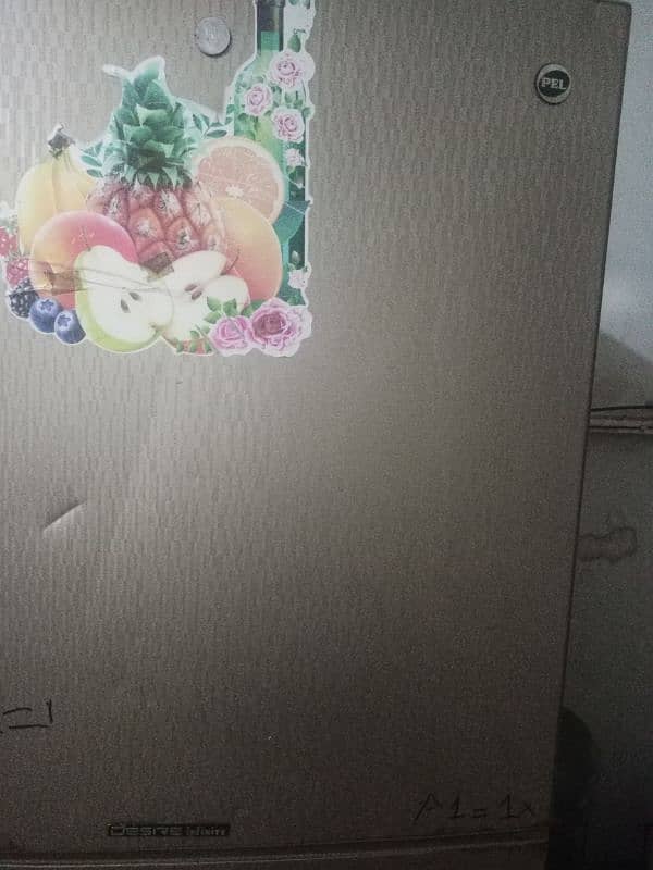 full size freezer For Sale all ok working no folt argent sale PEL. . 2