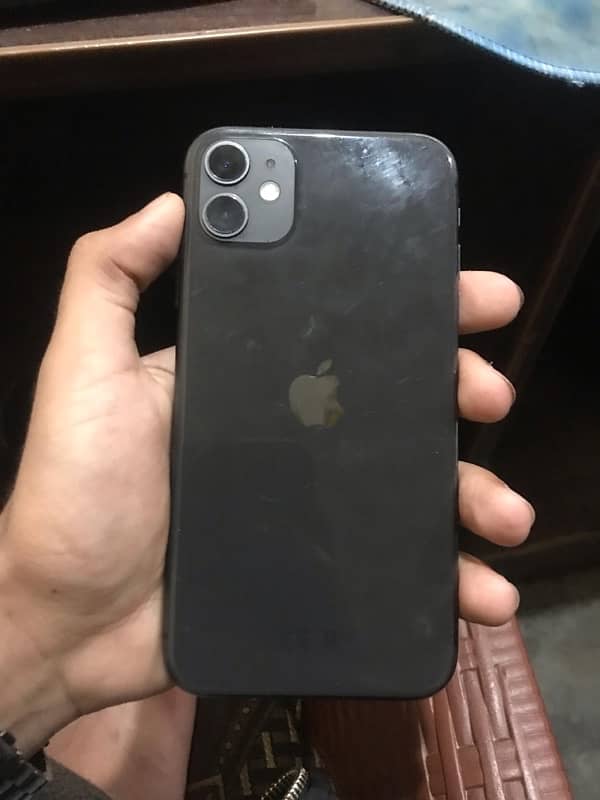 iPhone 11 Non Pta 128gb 77% battery health 0