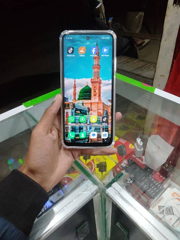 infinix hot 50i 12+128 2