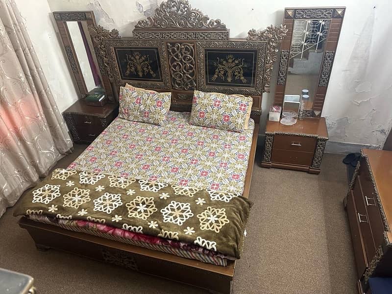 double bed with dressing slightly used for sale 4