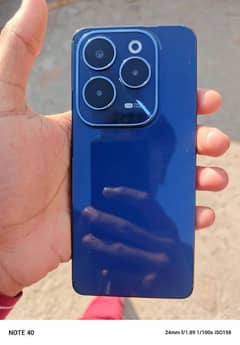 Infinix hot 40 8+8 256 with all box charge condition 10 by 10 all ok