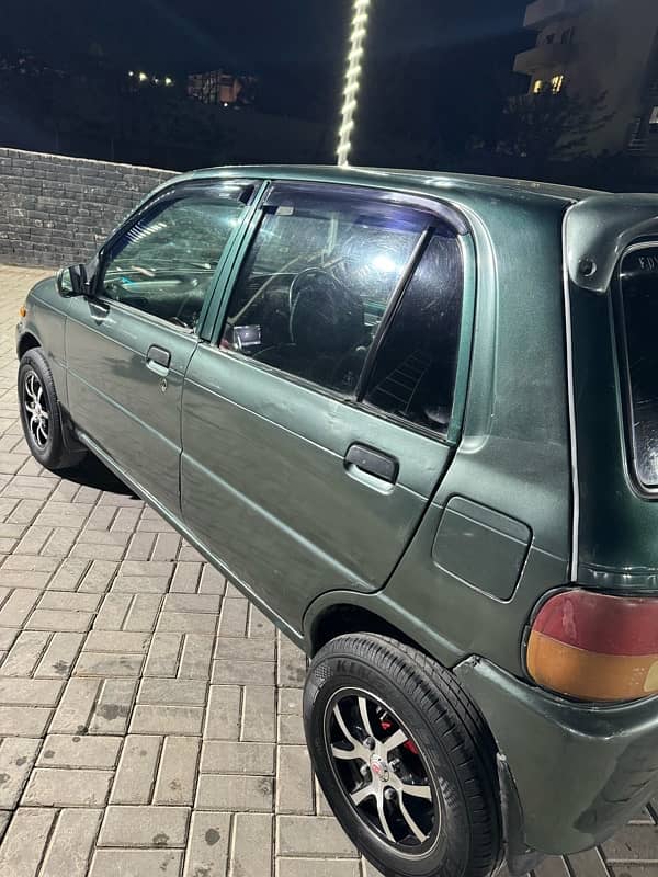 Daihatsu Cuore 2001 0