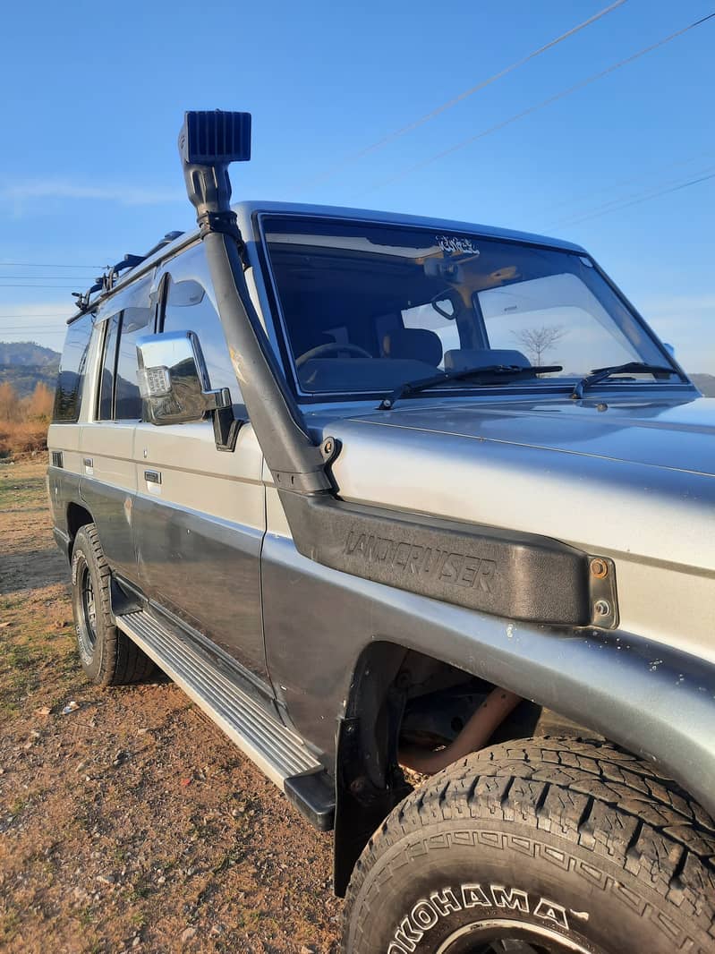 Toyota Prado 1992 15