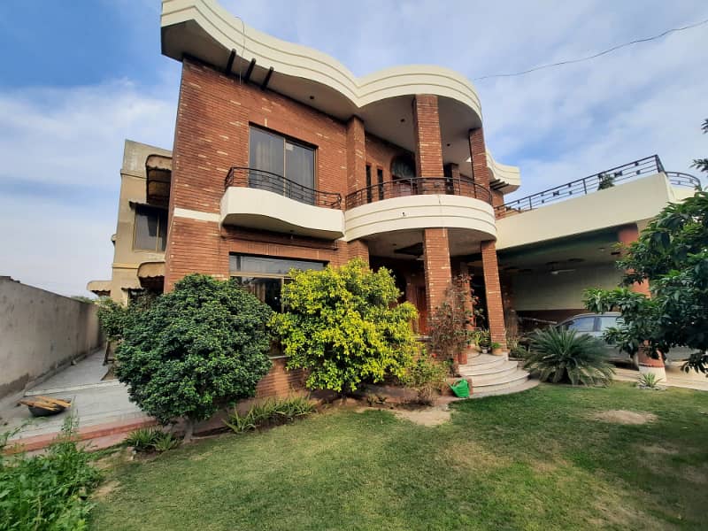 1 Kanal House for Sale in University Town Sargodha Road Faisalabad 1