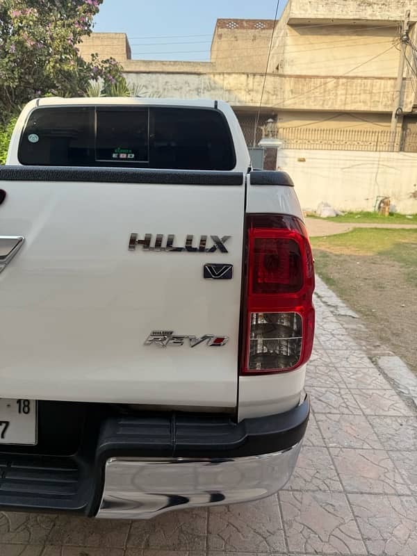 Toyota Hilux 2018 7