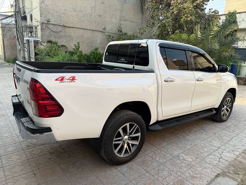 Toyota Hilux 2018 8