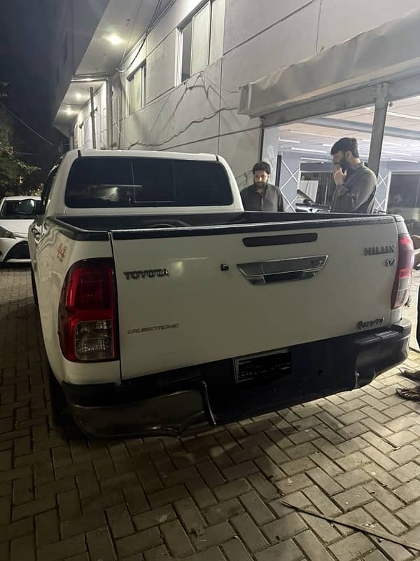 Toyota Hilux 2017 4