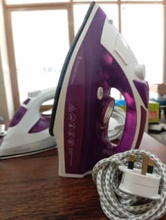 Russell Hobbs Supreme Steam Iron