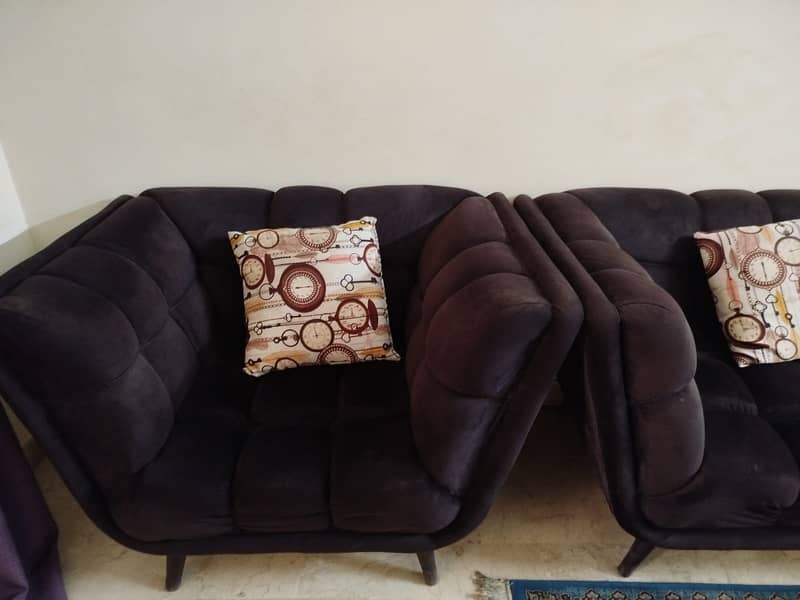 Sofa Set with cushions 4