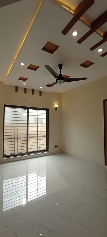 10 Marla Branded Double Storey House For Rent In Central Park Housing Scheme Ferozpur 5