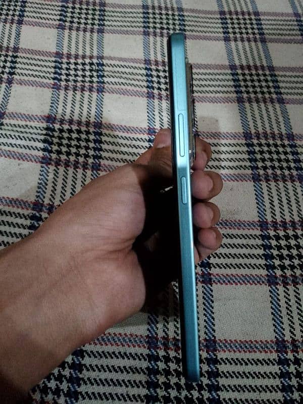 Infinix hot 50 pro  blue colour mint condition all ok water pack 2