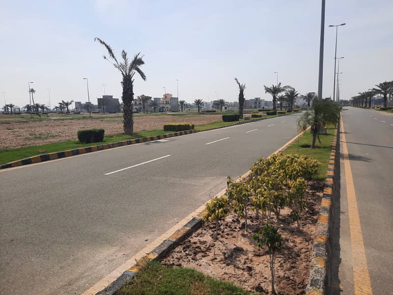 10 Marla Plot in E Block Main Boulevard Citi Housing Sargodha Road Faisalabad 19