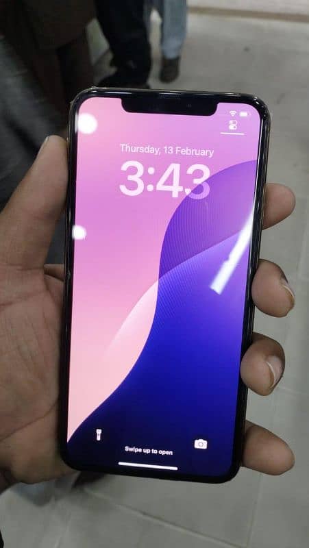 I PHONE XS MAX NON PTA FACTORY UNLOCKED 4